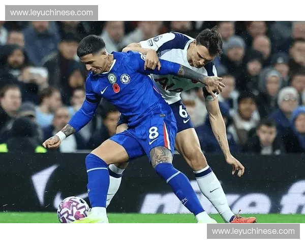 里昂中场莫顿半年身价飞涨4倍,切尔西热刺等4家豪门疯抢 里昂中场莫顿半年身价飞涨4倍,切尔西热刺等4家豪门疯抢